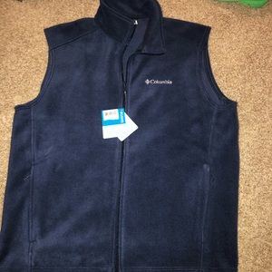 BRAND NEW WITH TAGS!! columbia vest